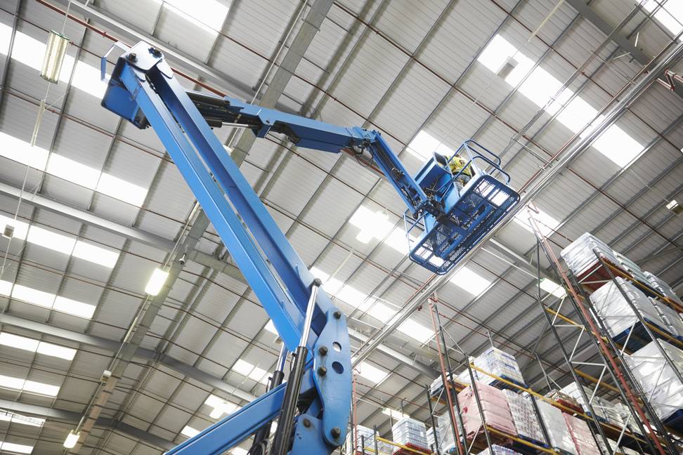 Bediener von Hubarbeitsbühnen